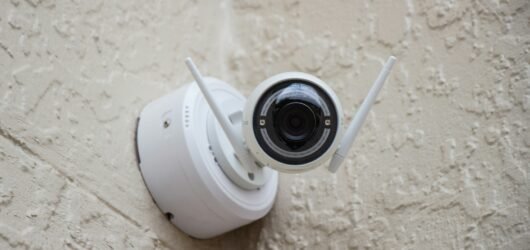 Best Home Security Cameras No Monthly Fees (2025) – Top 5 Picks That Save You Money