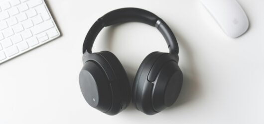 The 3 Best Noise-Canceling Headphones on Amazon: 2025 Bestsellers